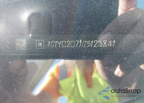 2016 Chevrolet Corvette Stingray z USA, uszkodzony, nr VIN 1G1YD2D71G5123841